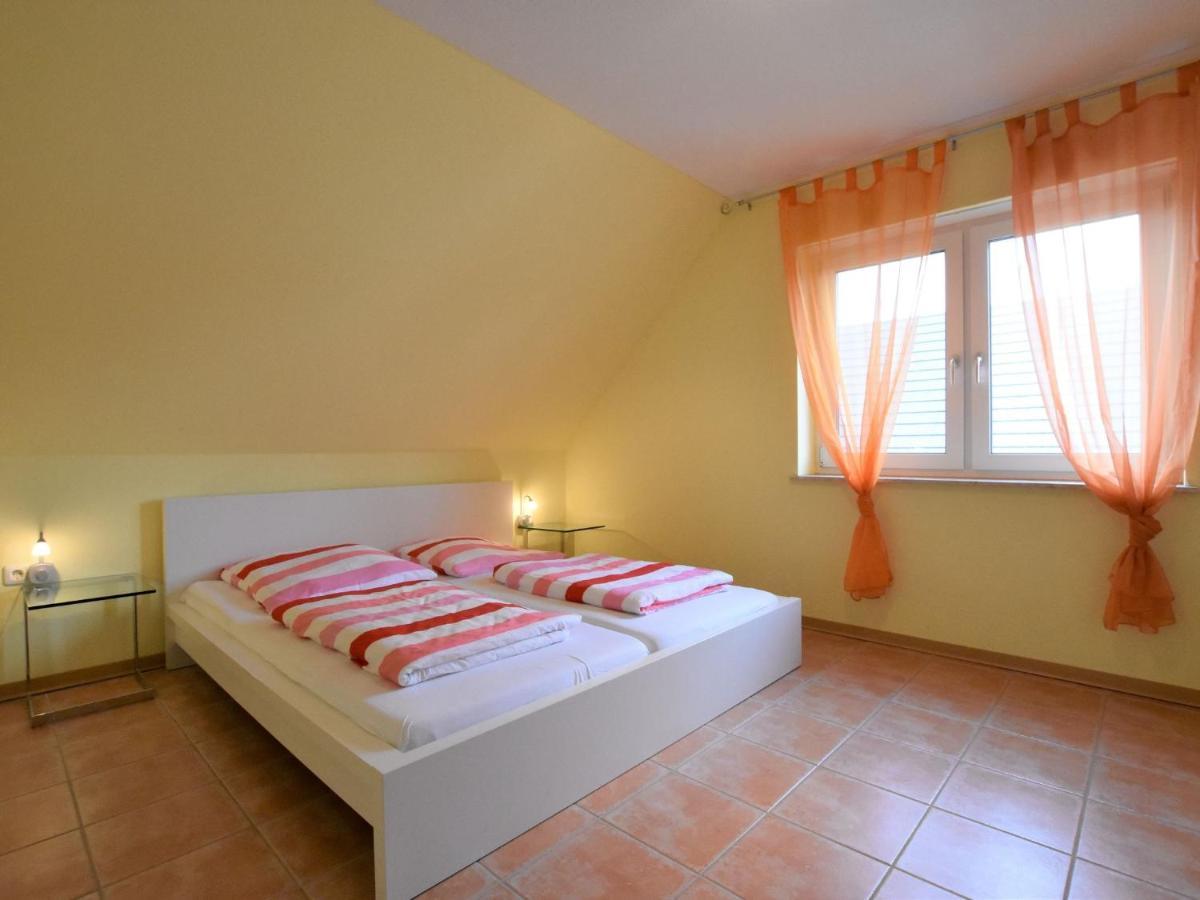 5-Bedroom Holiday Home In Zierow With Garden Ngoại thất bức ảnh